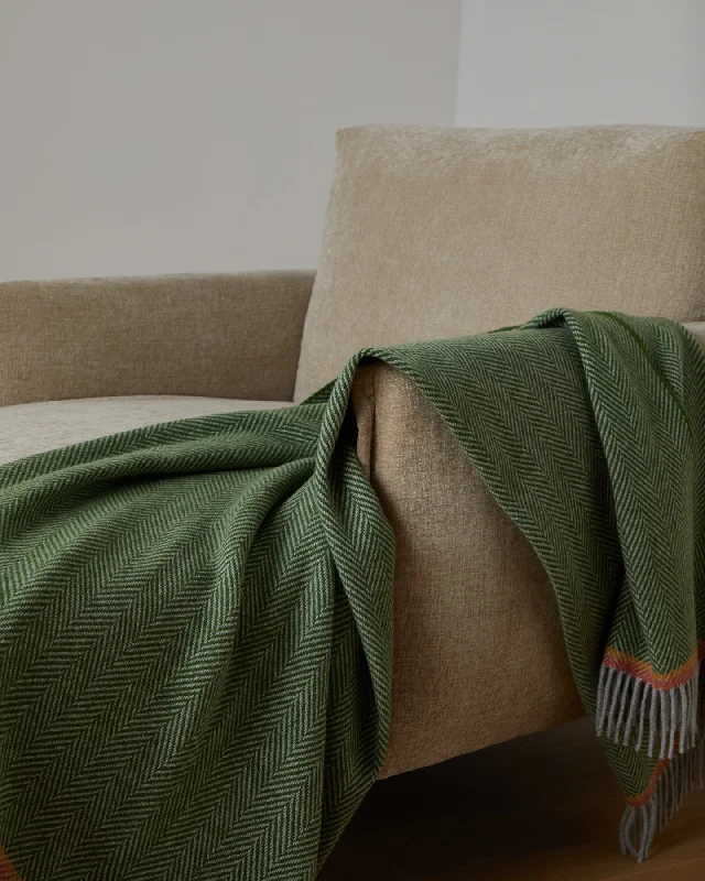 Weekend Deals That Dazzle Foxford Barrow Cashmere and Lambswool Throw