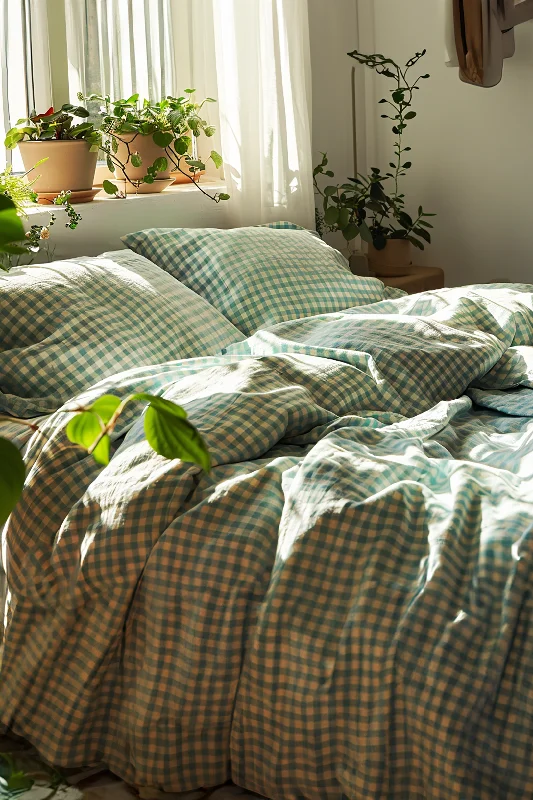 Must-Have Deals Beige-turquoise gingham duvet cover