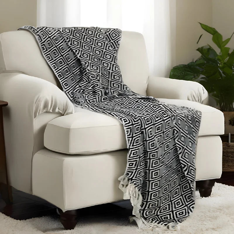 Discount Mania Black Woven 100% Cotton Throw Blanket