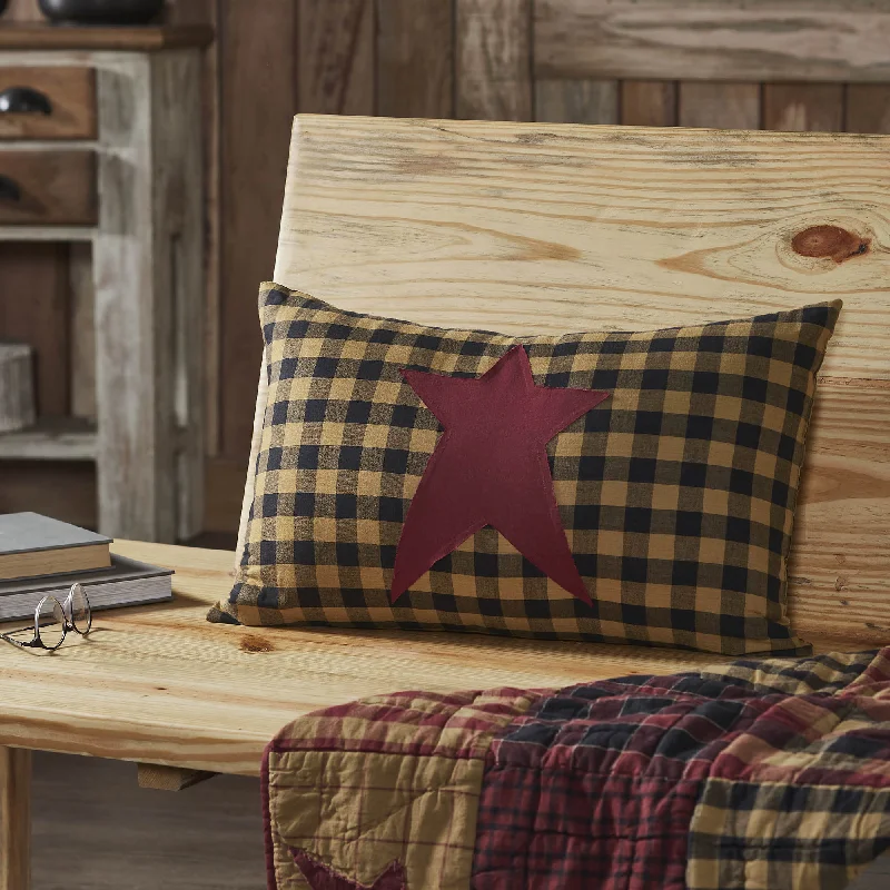 Weekend Specials to Relish Connell Prim Pillow 14x22