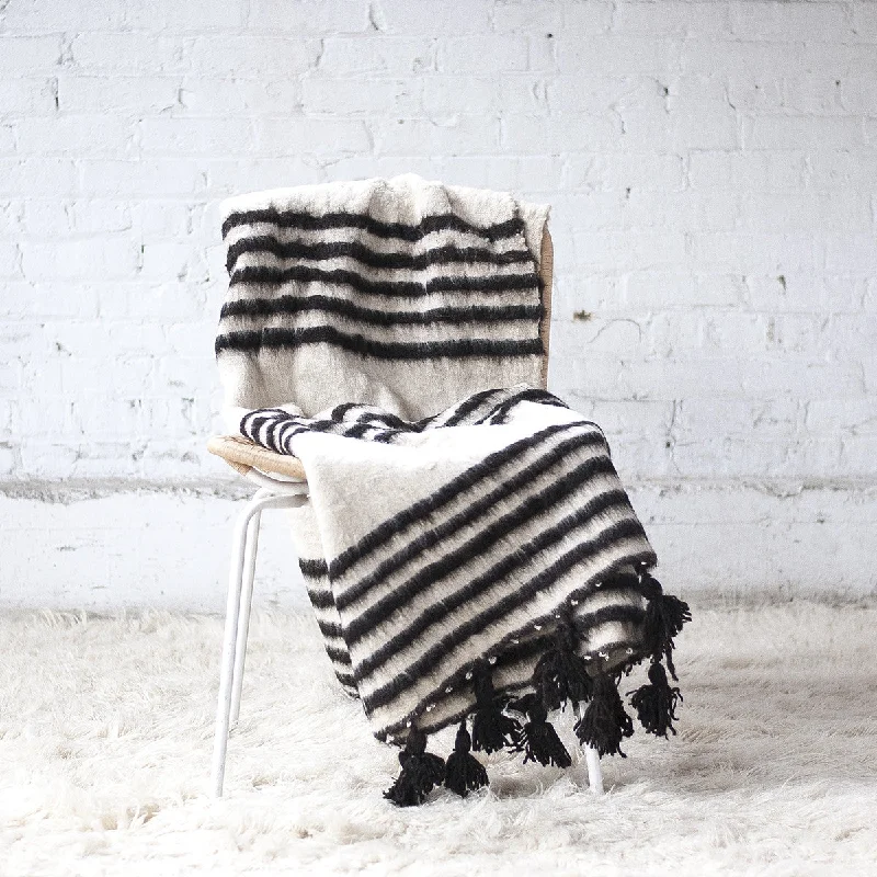 Don't Miss Out CONTINUAR WOOL BLANKET