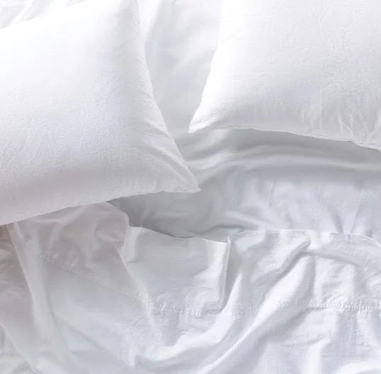 Weekend Discounts to Relish Organic Relaxed Sateen Alpine White Bedding by Coyuchi