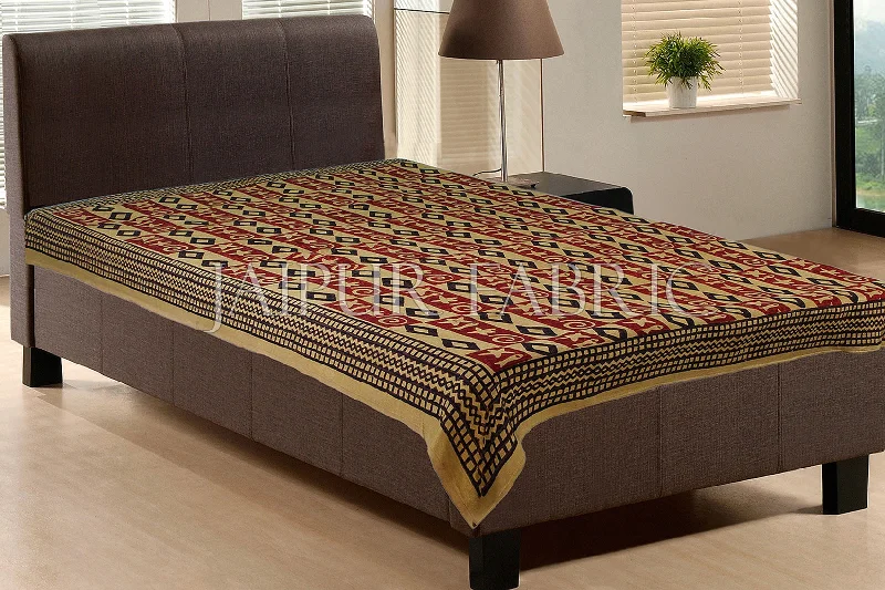 Instant Discount Diamond Shape Pattern Beige Color Hand Block Print Single Cotton Bedsheet Instant Discount Diamond Shape Pattern Beige Color Hand Block Print Single Cotton Bedsheet