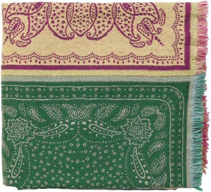 Weekend Discounts to Grab Indira Throw