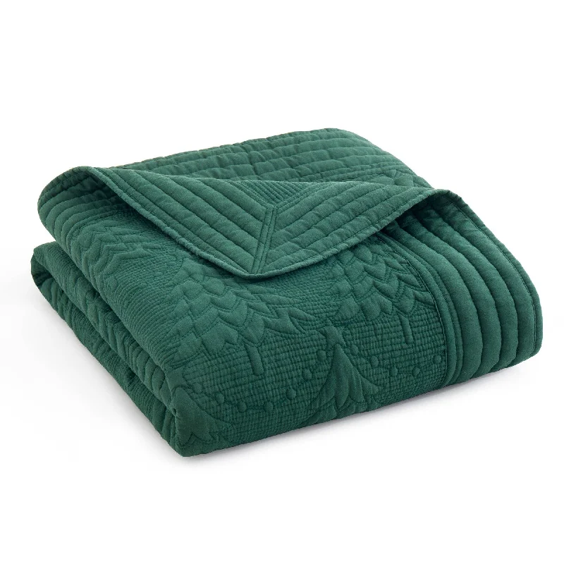 Weekend Steals Await Throw - O' Christmas Tree Quilted Throw