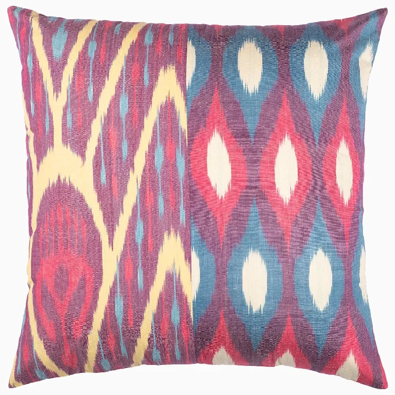The Best Prices Octagon Diamond Ikat Pillow 2