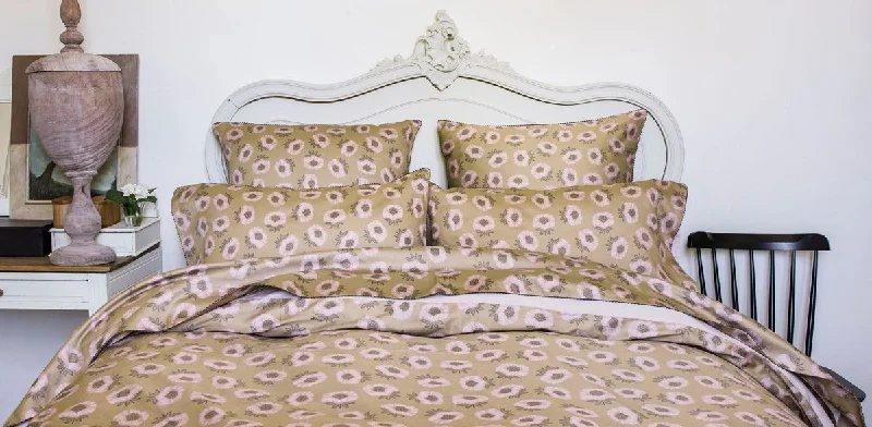 Stock Clearance Opium Bedding by Alexandre Turpault