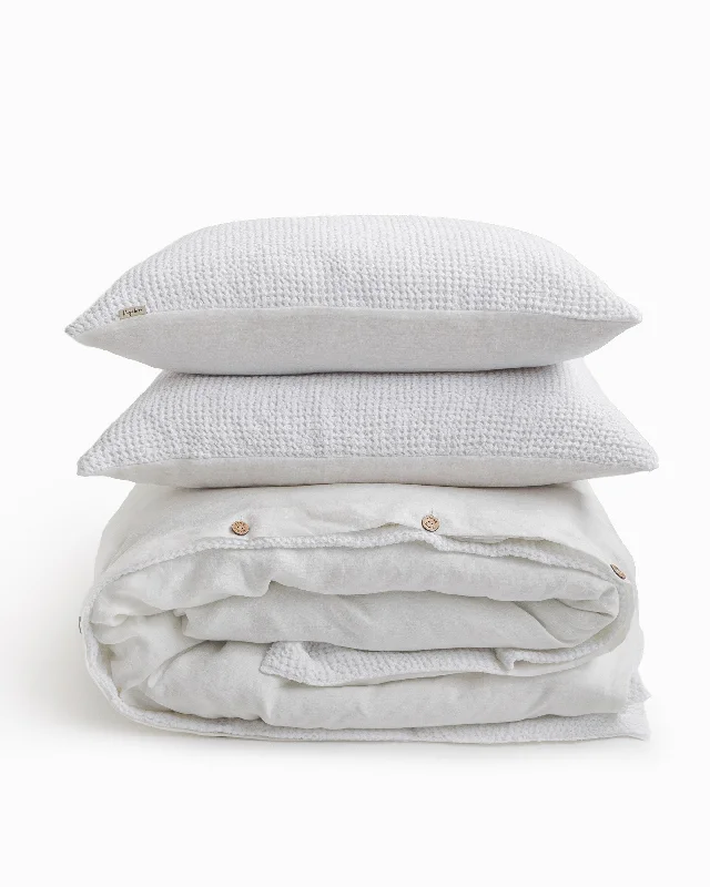 Extra Savings Optical white reversible waffle linen duvet cover set (3 pcs)