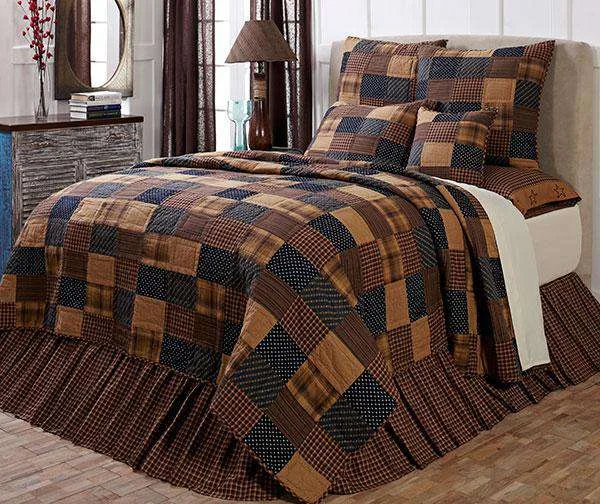 Value Deals Patriotic Patch King Quilt