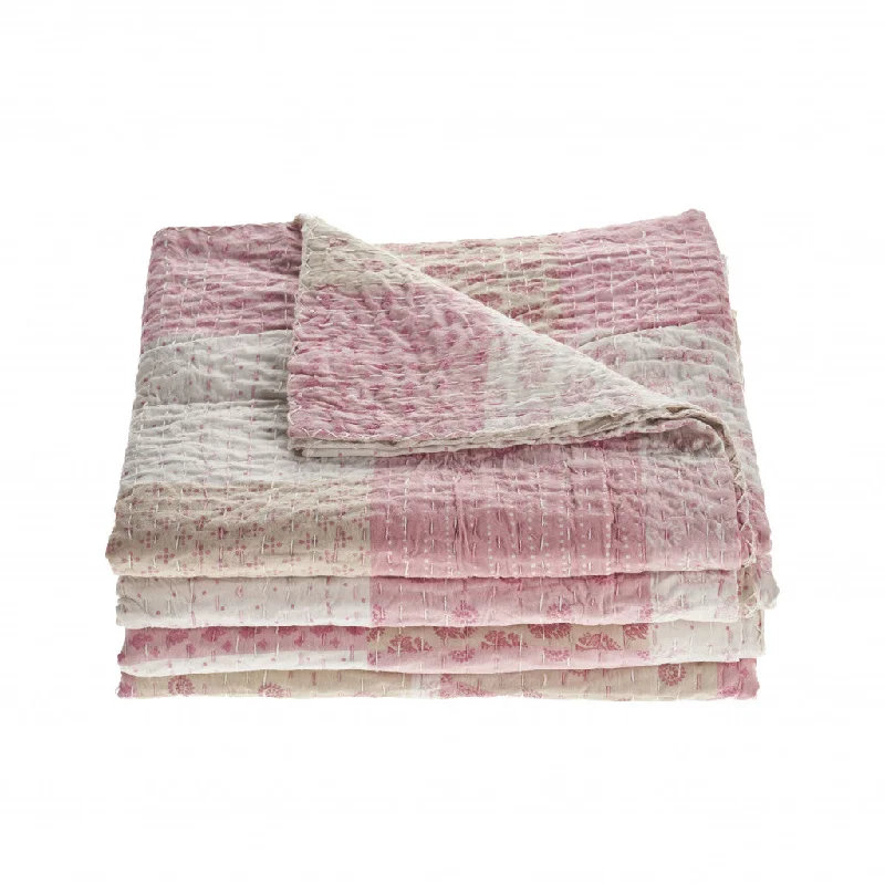 Weekend Shopping Bliss Pink Knitted Cotton Geometric Throw