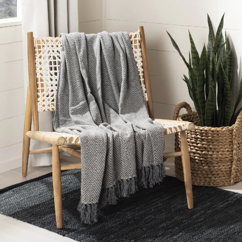 Price Drop Safavieh Amada Throw