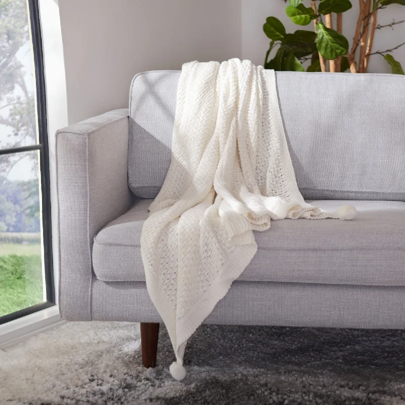 Closeout Sale Safavieh Capra Throw
