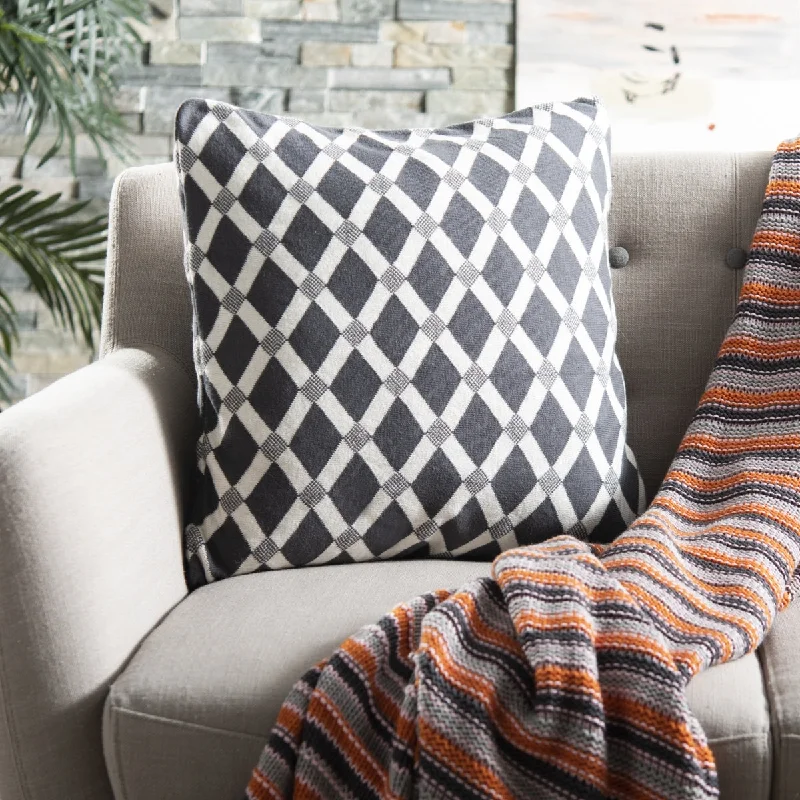 Weekend Discounts to Enjoy Safavieh Diamond Knit Pillow