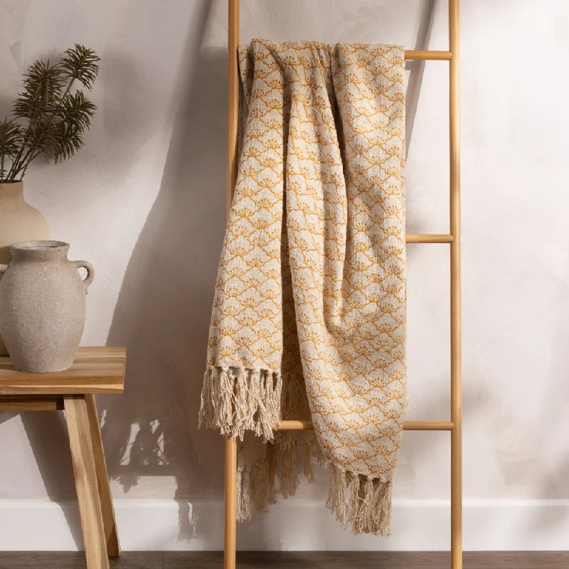 Deal Dash Saku Throw Honey