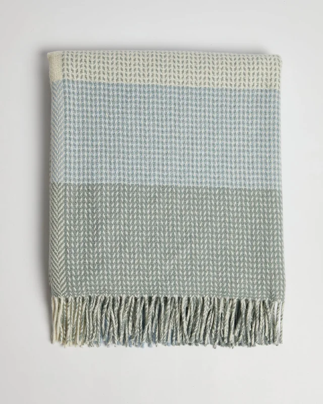 Weekend Savings Sensation Foxford Tara Cashmere and Lambswool Throw