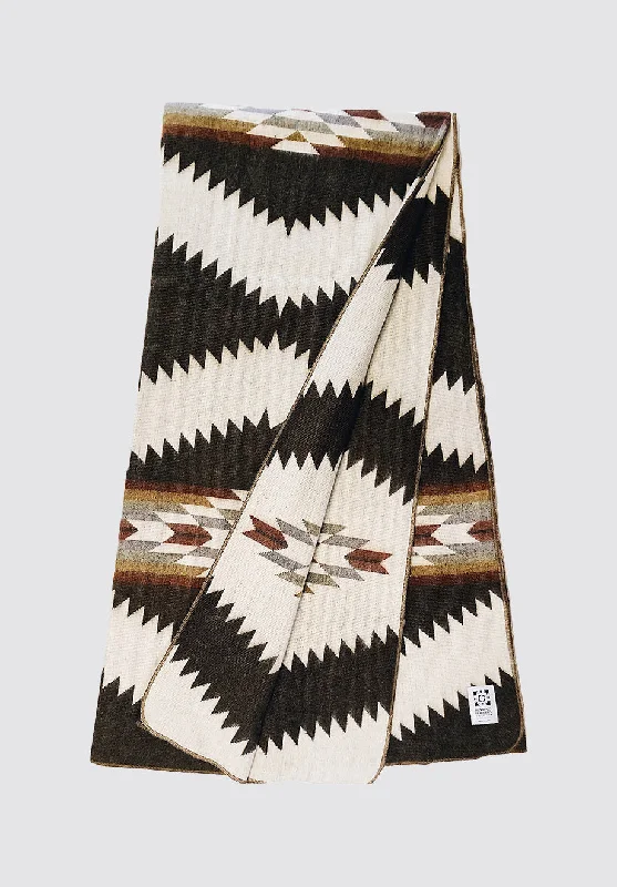 Weekend Discounts to Savor Tsachila Blanket | Chocolate