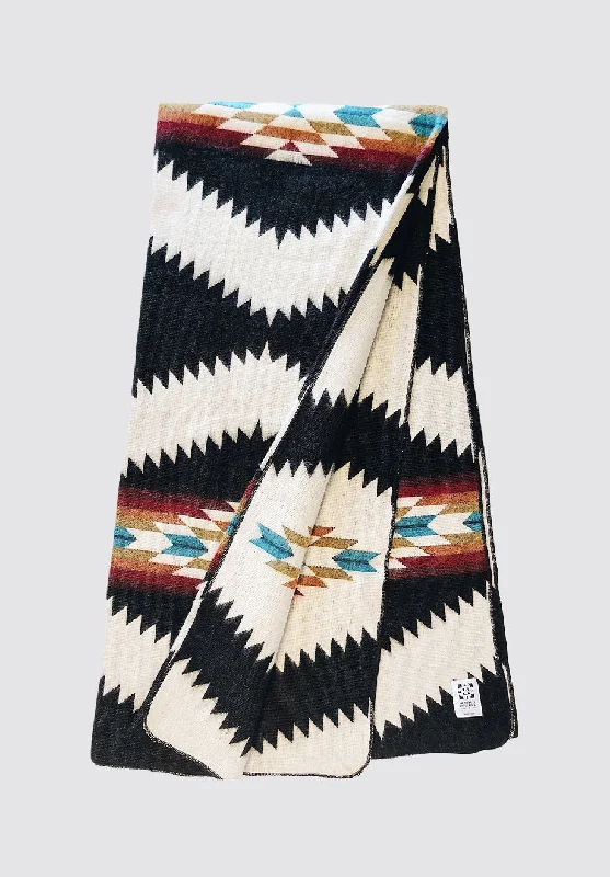 Weekend Offers That Thrill Tsachila Blanket | Colourful Black