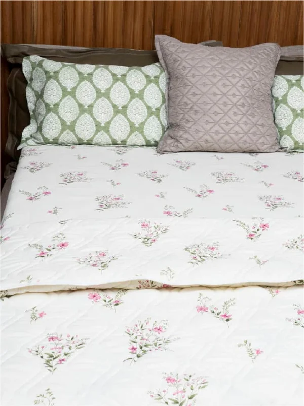 Steal Deal Cotton Bedsheet + AC Blanket Combo Pack - (Combo 13 - Valley Pink + Amsterdam Valley Pink) Steal Deal Cotton Bedsheet + AC Blanket Combo Pack - (Combo 13 - Valley Pink + Amsterdam Valley Pink)